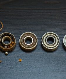 تشخیص و تحلیل خرابی بلبرینگ ها
